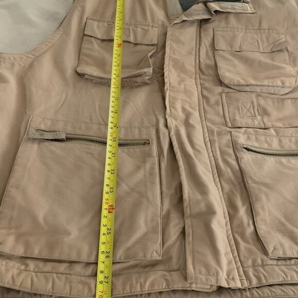 Fieldmaster Men’s Outdoor Tan Fishing hunting Vest size XL with knife po… - Picture 13 of 14
